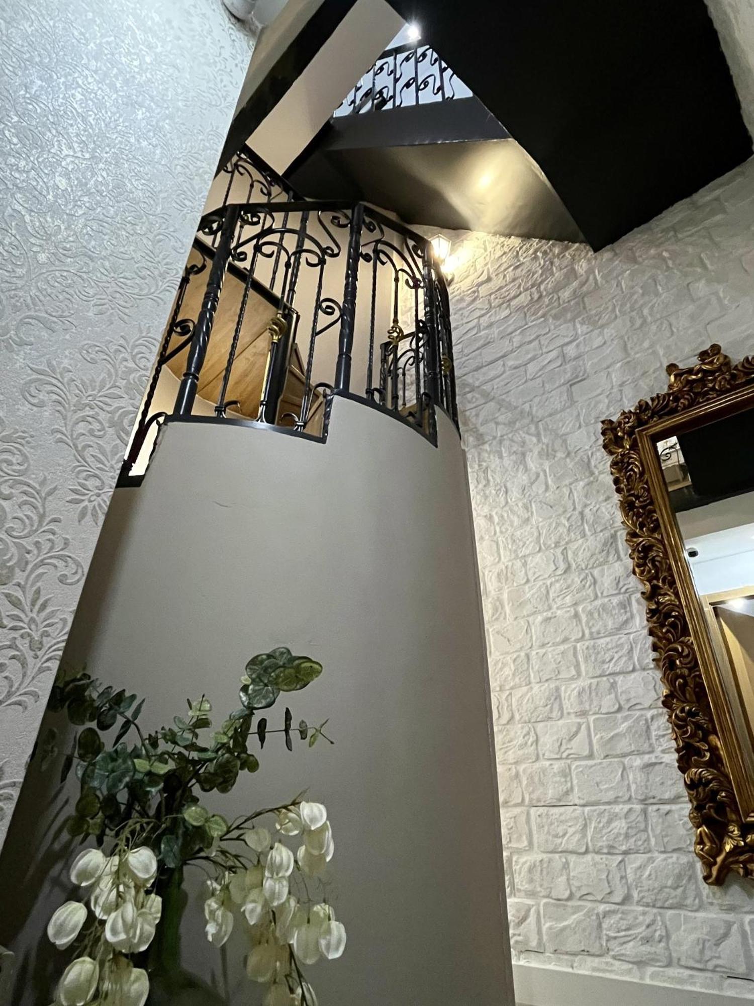 Apartamento Torres De La Catedral Jaén Exterior foto